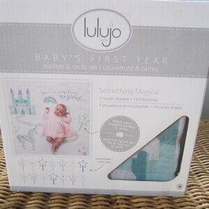 NIB/Lulujo Baby Milestone Blanket/Girl/BRAND NEW, SEALED!